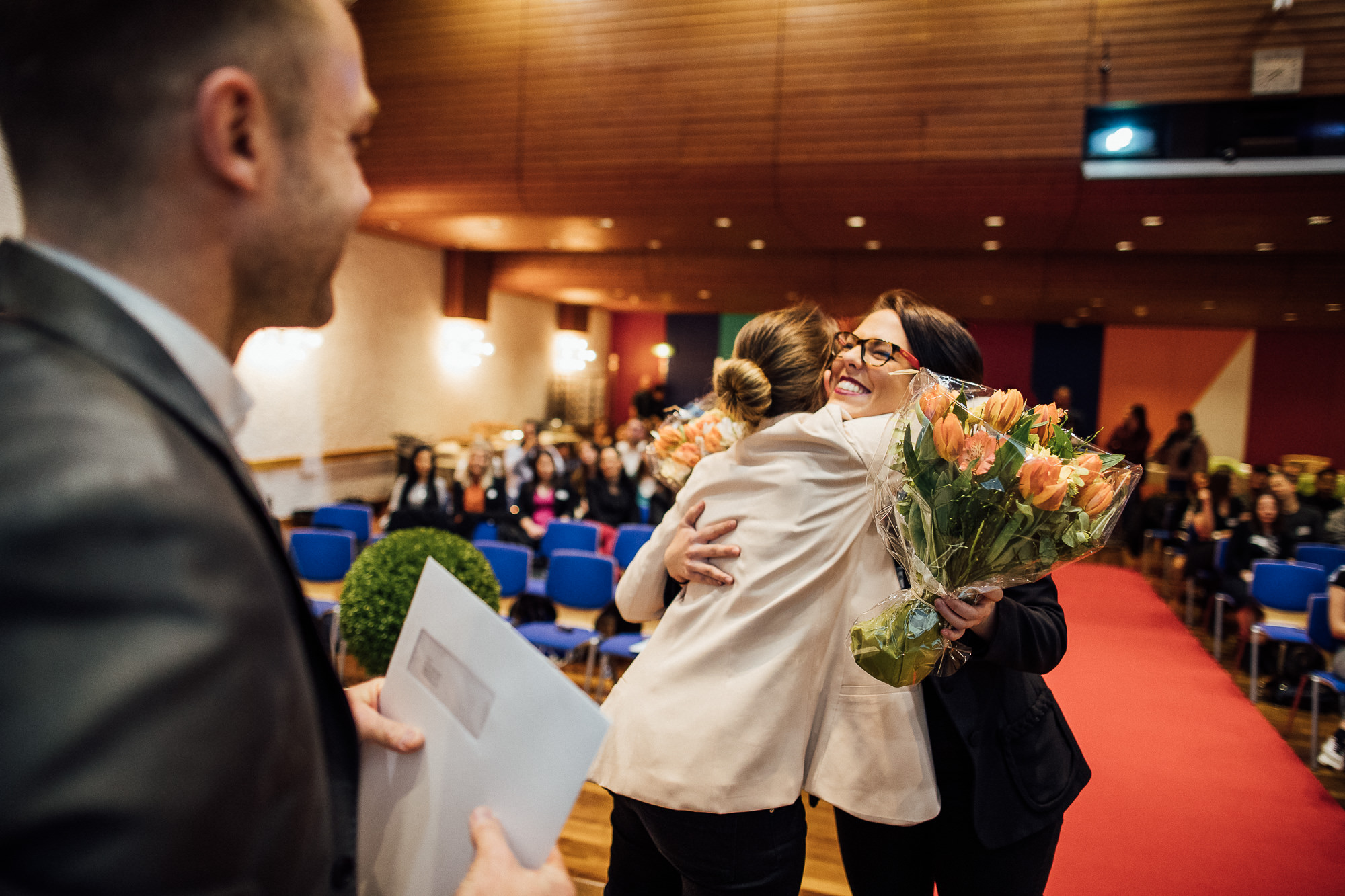 Export x3 1DX22589 KVZ Diplomfeier Handelsschule&HWD