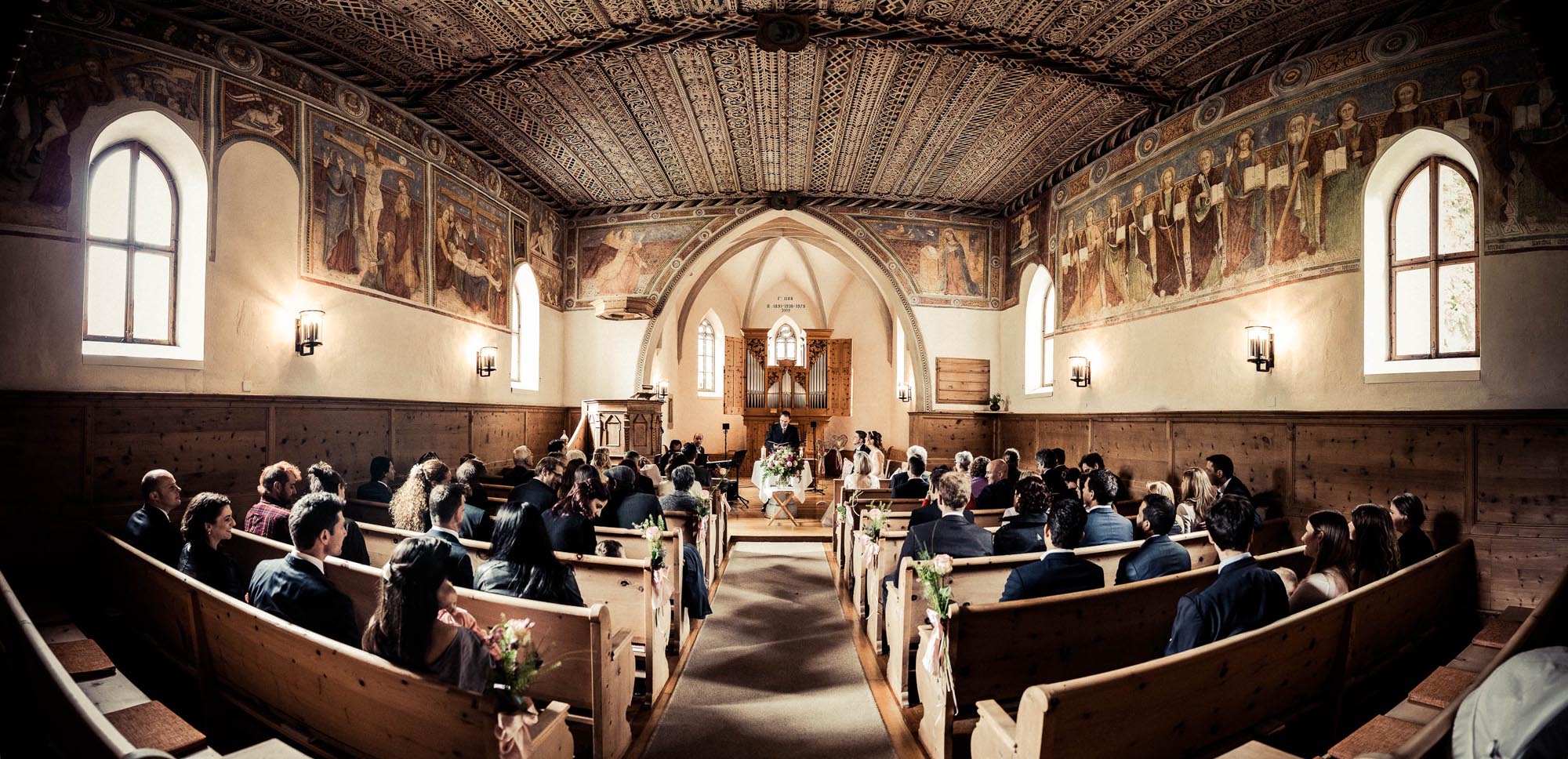 Nina und Richard hochzeit berguen kurhaus 