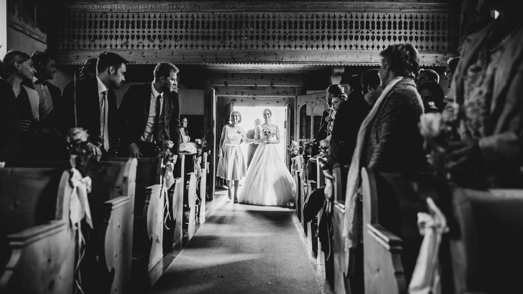 Nina und Richard hochzeit berguen kurhaus 24041