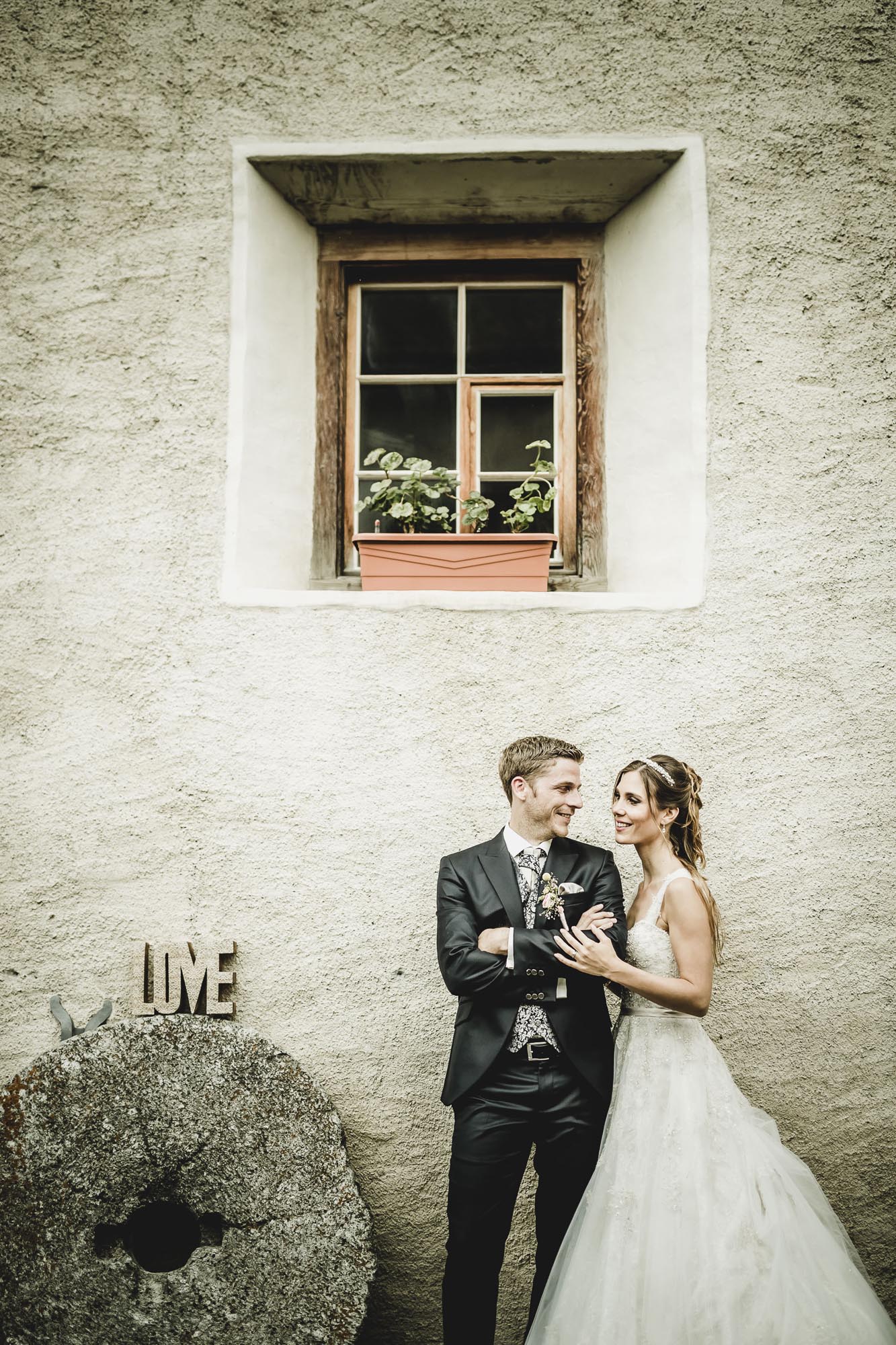 Nina und Richard hochzeit berguen kurhaus 25351