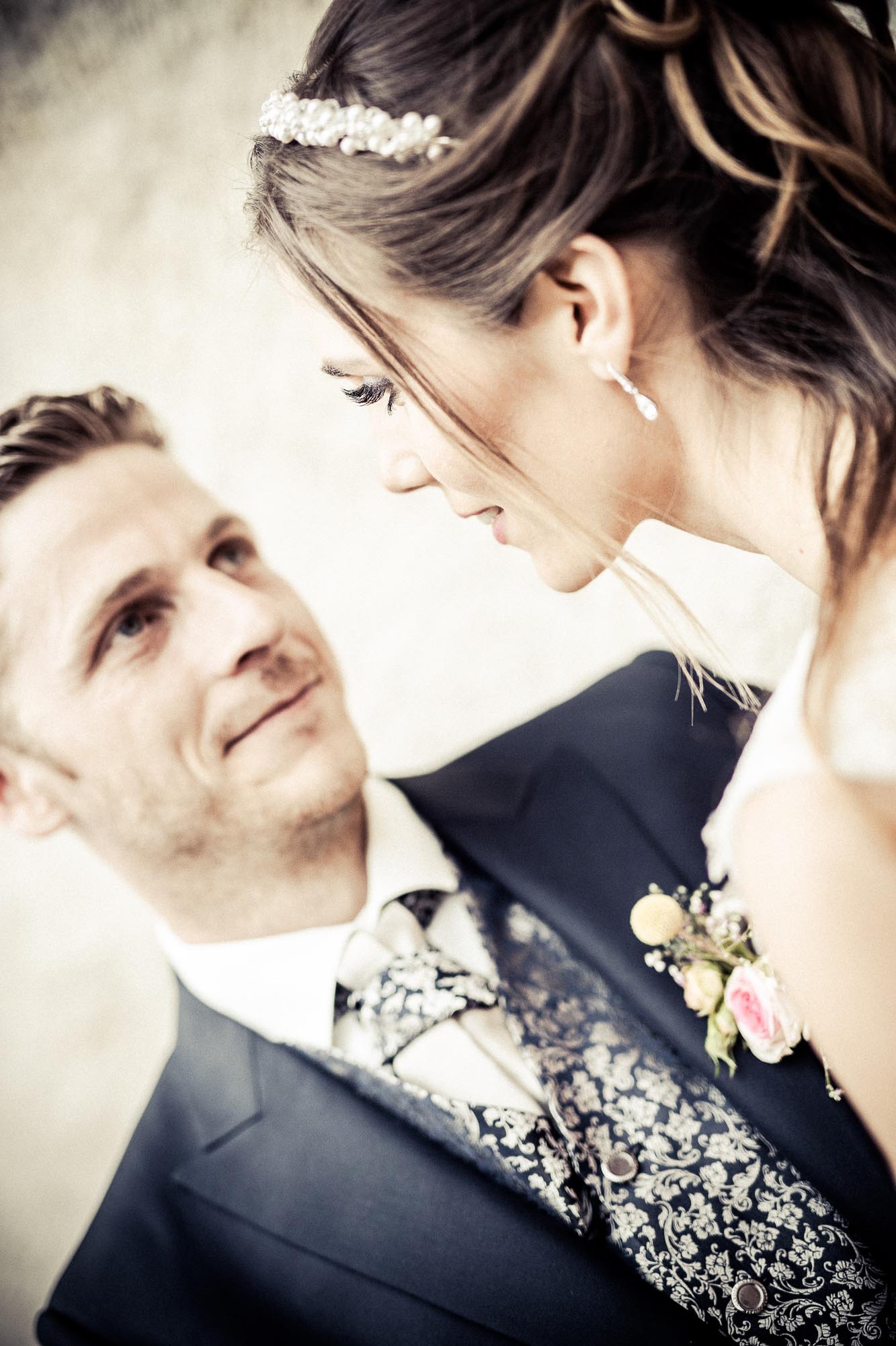 Nina und Richard hochzeit berguen kurhaus 25414